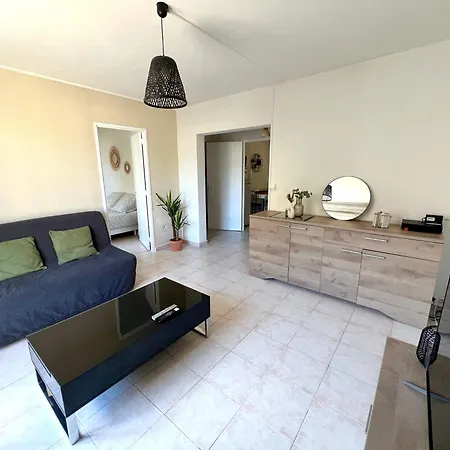 T2 De 42m2 Calme Equipe Parking Gratuit * Nîmes