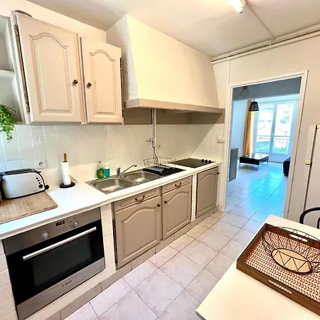 T2 De 42m2 Calme Equipe Parking Gratuit Apartment *